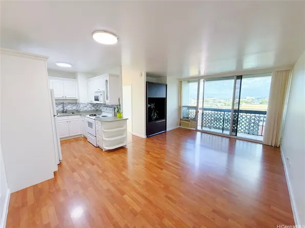1425 Liliha St APT 8G, Honolulu, HI 96817
