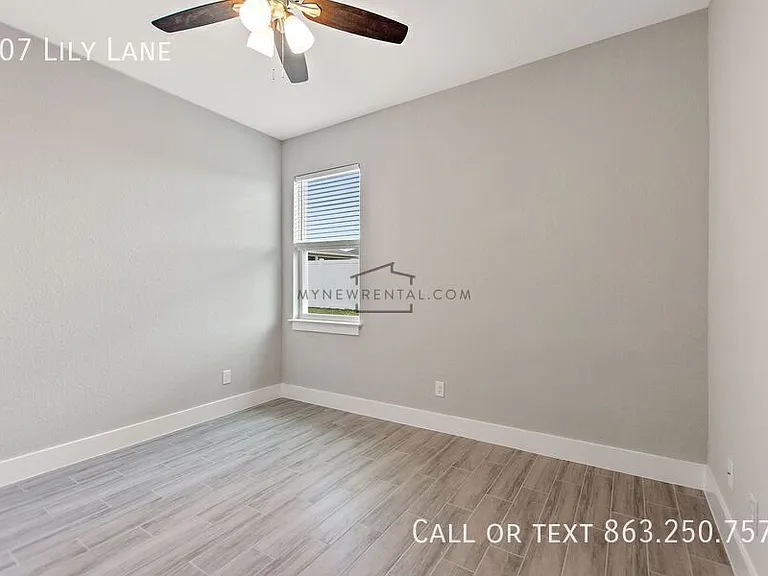 107 Lily Ln — Photo 21