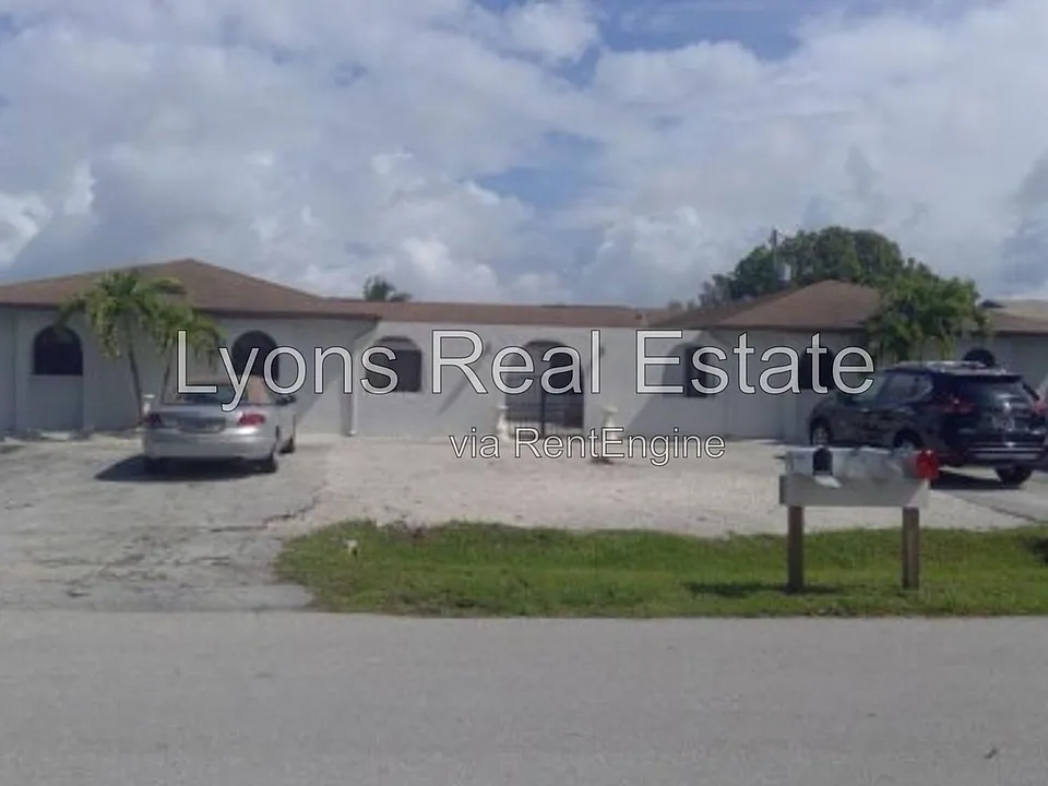 11470 Char Ann Dr