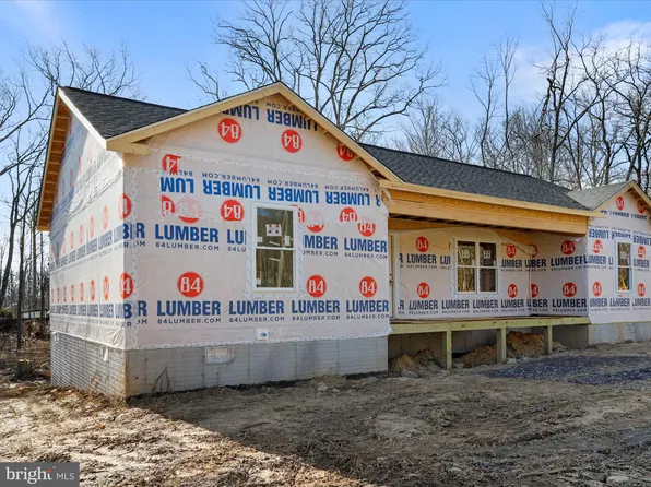 100 Fawn Dr, Winchester, VA 22602