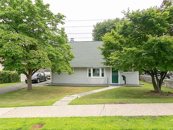 2nd image of 162 Mountaindale Rd