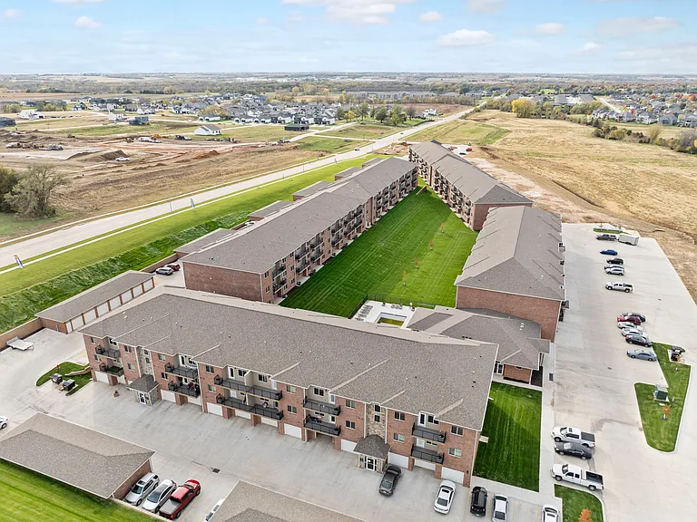 Wilderness Hills South Apartments — Photo 4