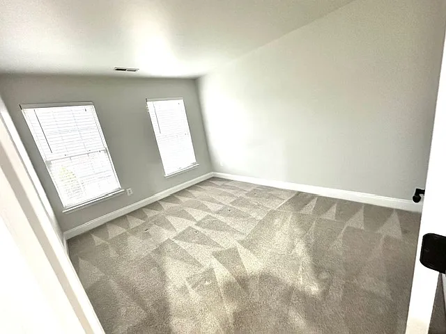 42751 Falls View Sq — Photo 8