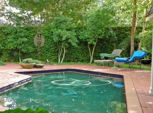 1702 Dorchester Dr, Nichols Hills, OK 73120