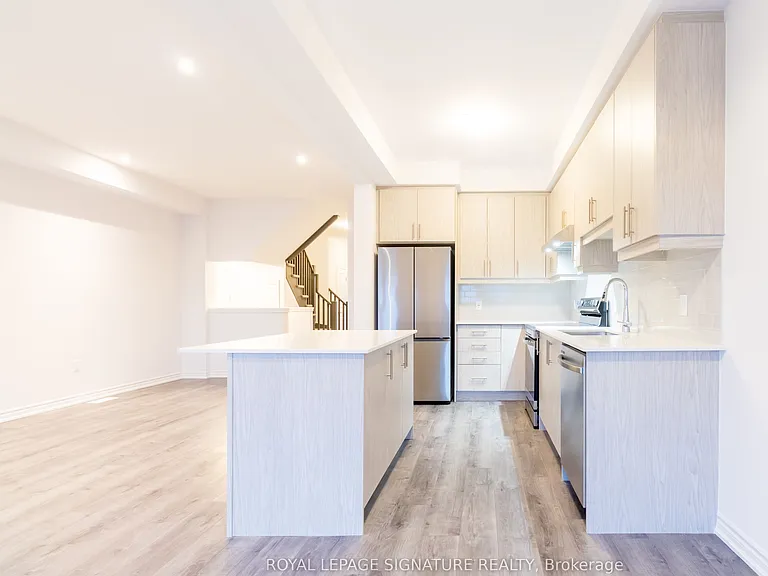 61 Soho St #10 — Photo 10