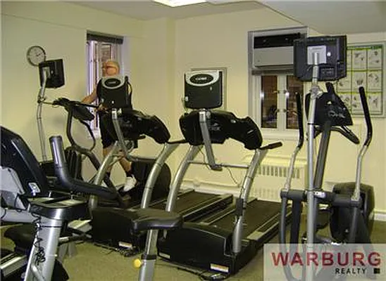 Sold by Warburg | media 8