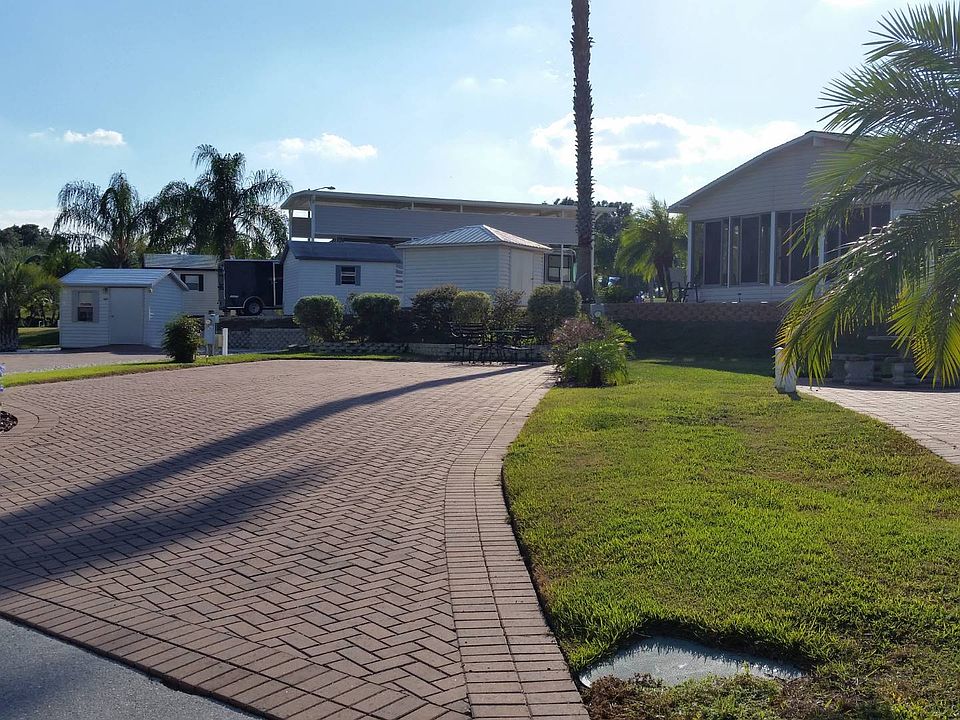 1st image of 2534 Saint George Dr