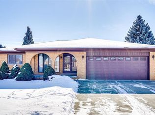 13832 Harbour Ct, Sterling Heights, MI