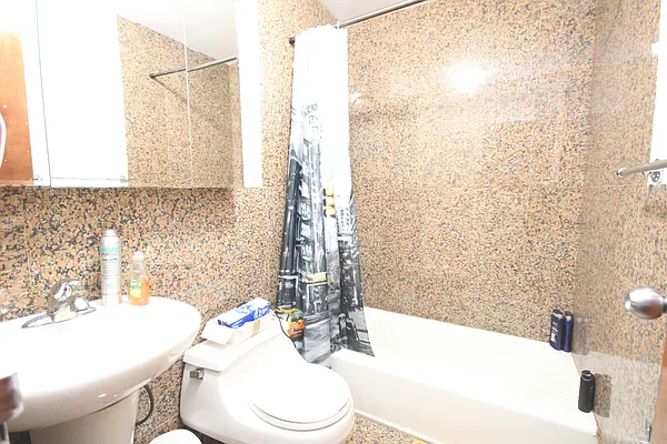 Rented by Compass | media 31