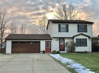 6182 Old Beattie Rd, Lockport, NY 14094