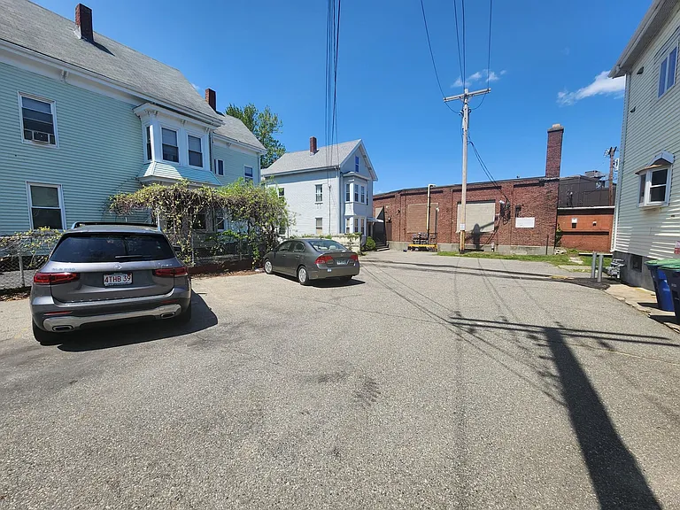 331 Washington St #2 — Photo 30
