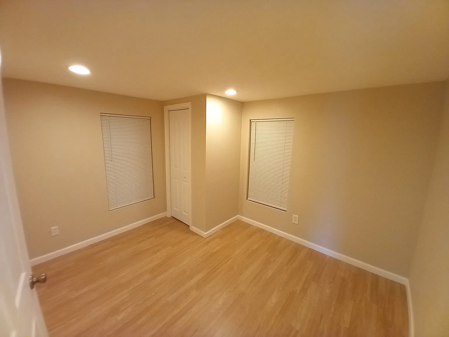 2 bed, 492 sqft, $1,100 — Photo 3