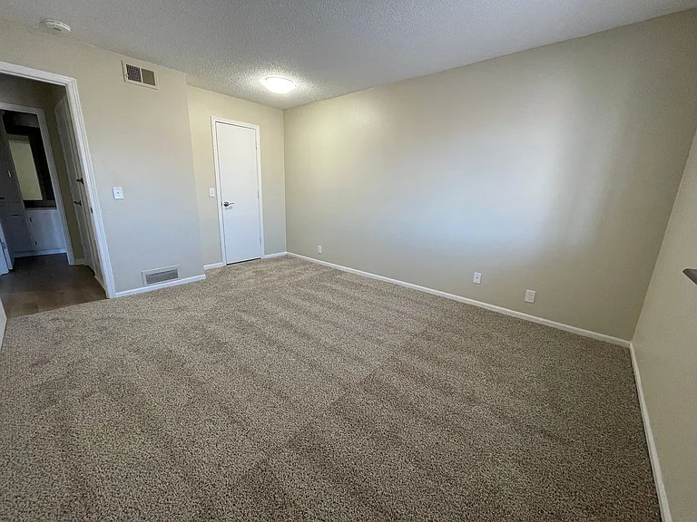 5939 Outlook St — Photo 7