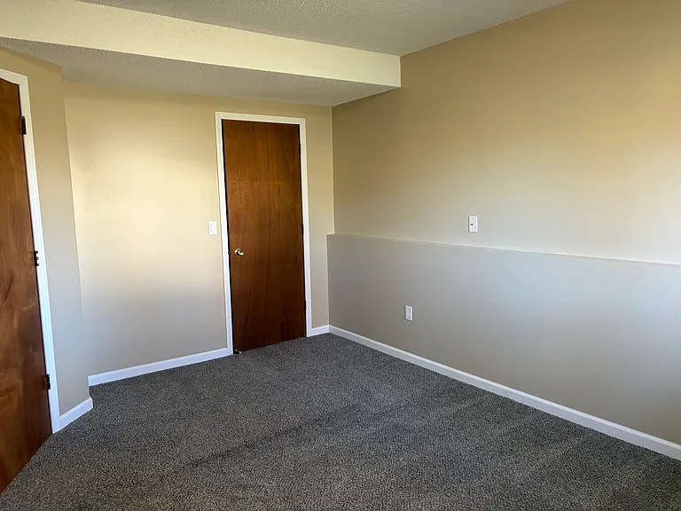 10673 Grouse St NW — Photo 11