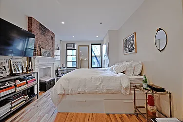 Rented by J Misrahi Realty Corp