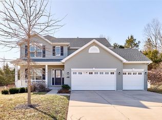 901 Timber Ridge Ct, Fenton, MO 63026