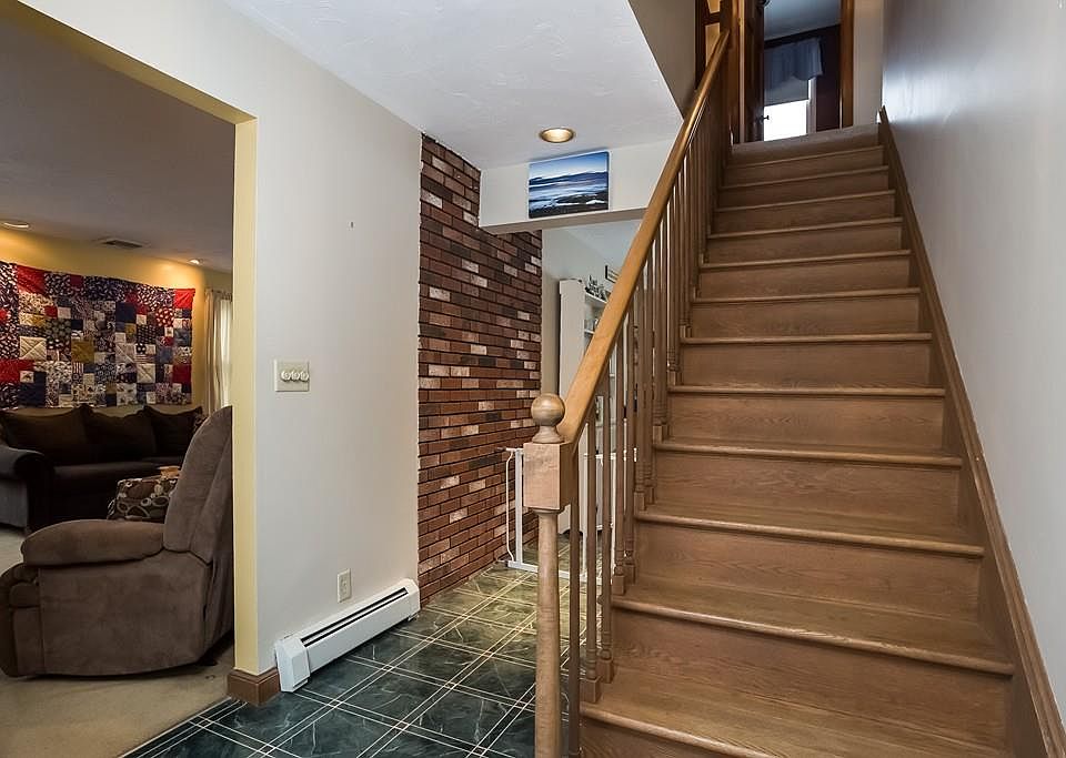 78 Freetown St, Lakeville, MA 02347 Zillow