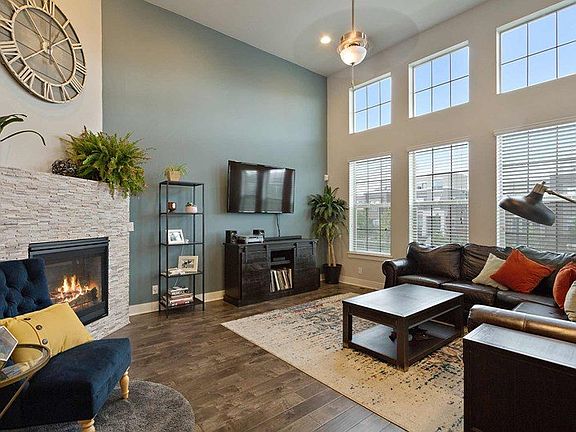 The Sienna II - Family Room
