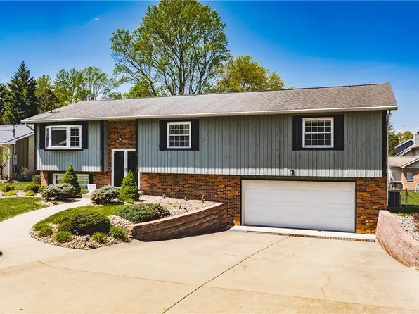 5505 12th Ave, Vienna, WV 26105