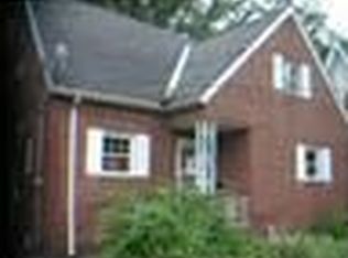 25181 Chatworth Dr, Euclid, OH