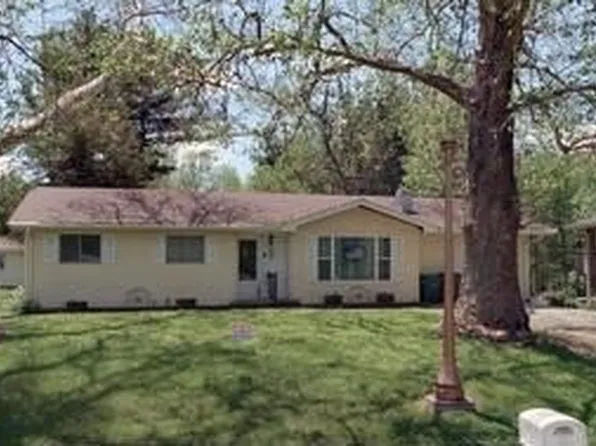 550 NW 66th Pl, Des Moines, IA 50313