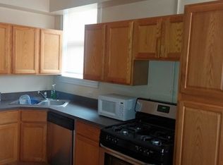 1528 W Grace St APT 3, Chicago, IL 60613