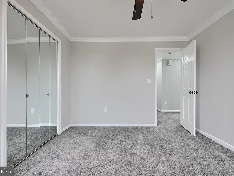 1727 Magnolia Ave — Photo 4