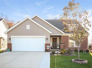 2862 W Amberly Blvd, Howell, MI 48843