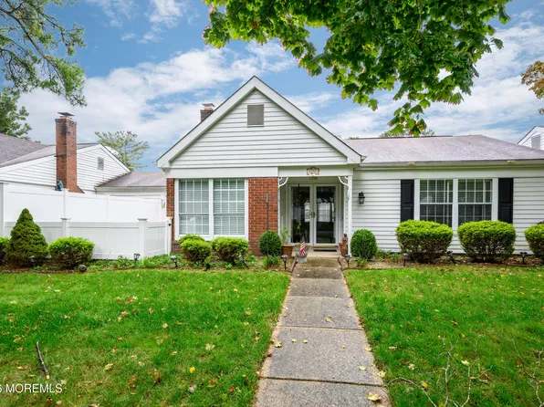 525B Sheffield Drive, Manchester, NJ 08759