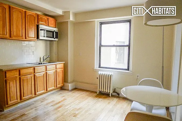 Rented by Citi Habitats | media 3