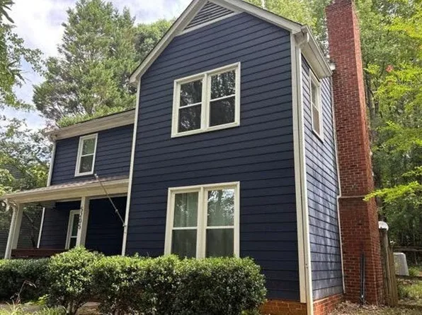 5205 Bellflower Ln, Charlotte, NC 28227