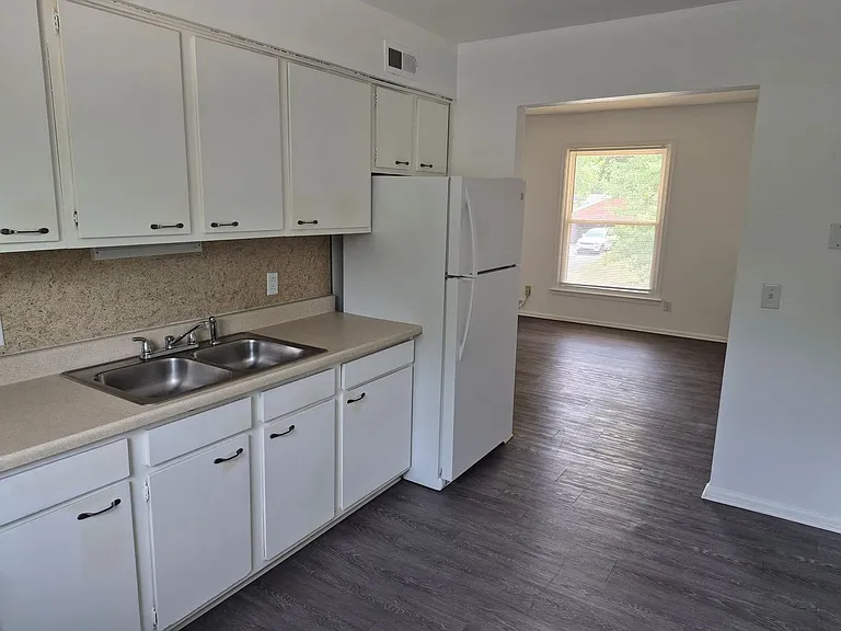 3514 Valleston Pkwy — Photo 4