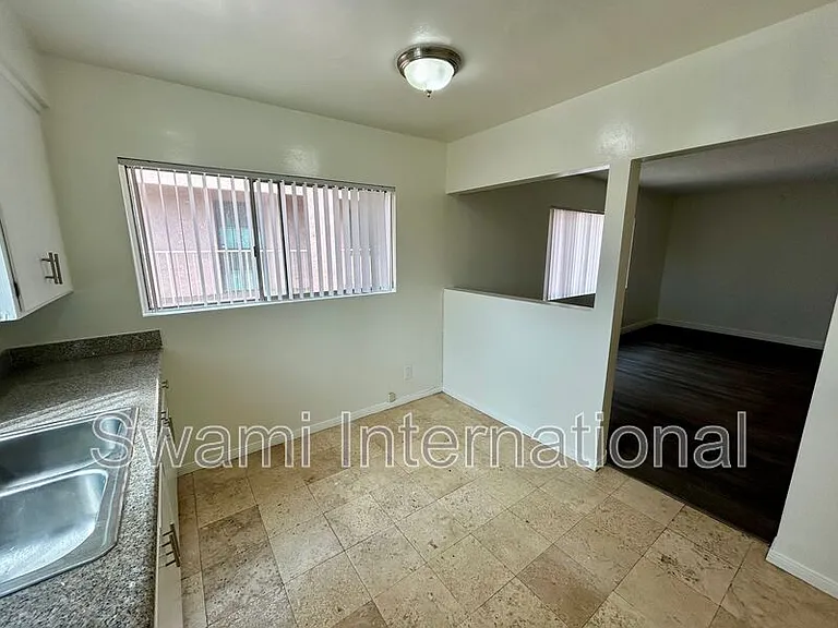 12645 Ramona Ave #J — Photo 9