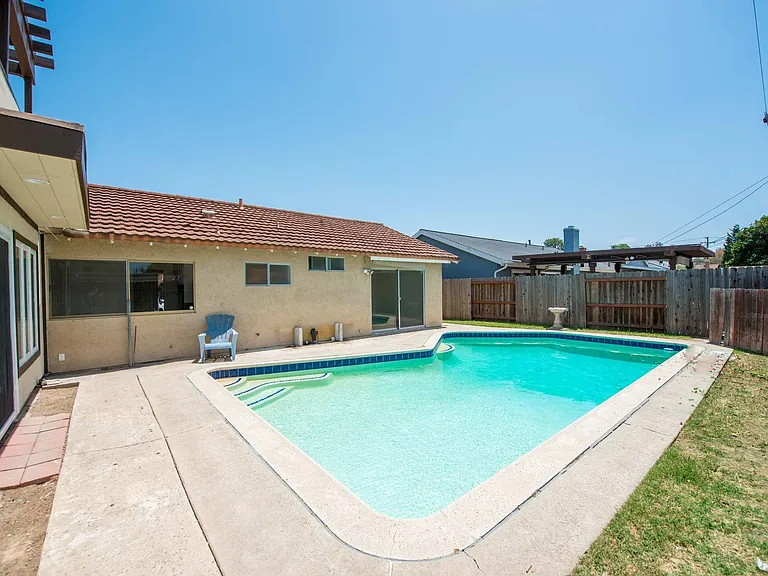 3069 Hayes Ave — Photo 37