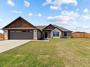 11874 Tara Ln, Lindale, TX 75771