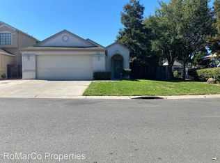 345 Robinwood Ave, Oakley, CA