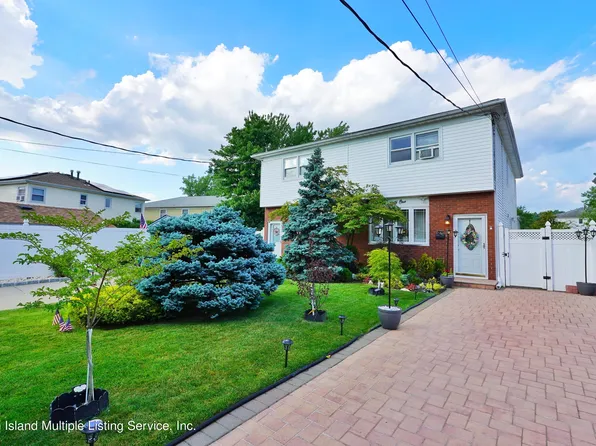 61 Parish Ave, Staten Island, NY 10314