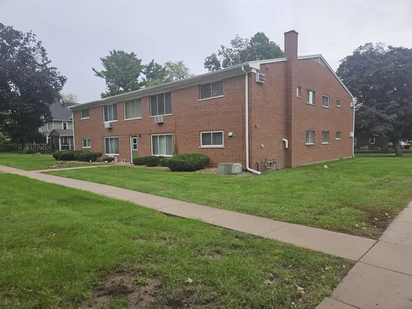 124 N Whistler Ave #A-2, Freeport, IL 61032