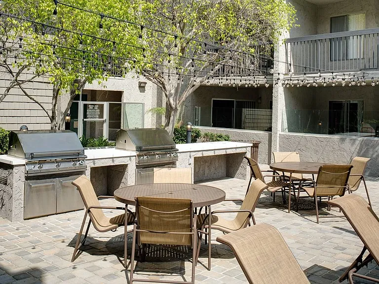 Barbecue Grills