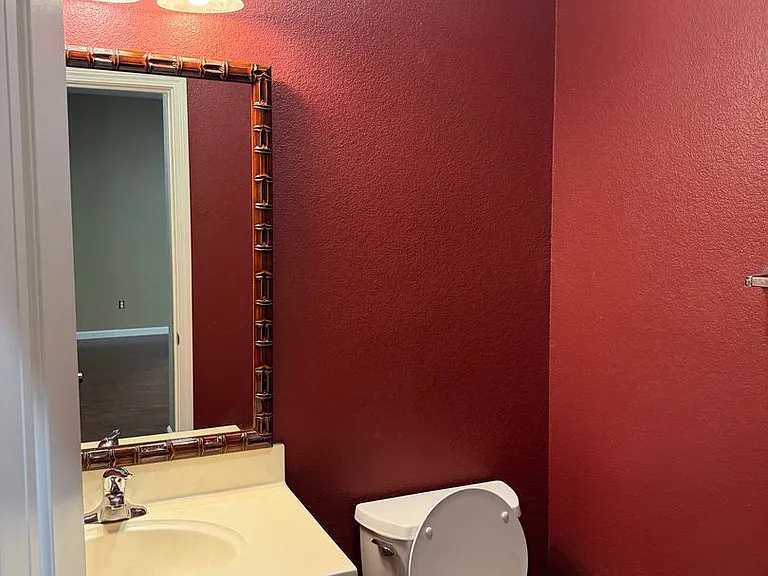 4032 Vittoria Ln — Photo 18