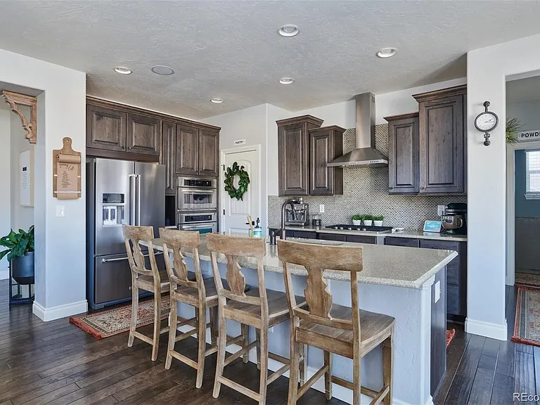 4070 Burnham Pl — Photo 8
