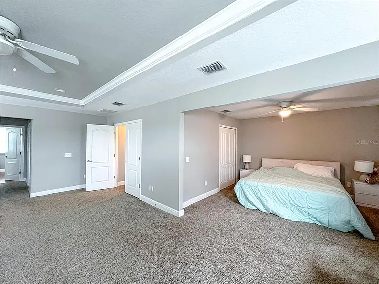948 NW 252nd Dr — Photo 16