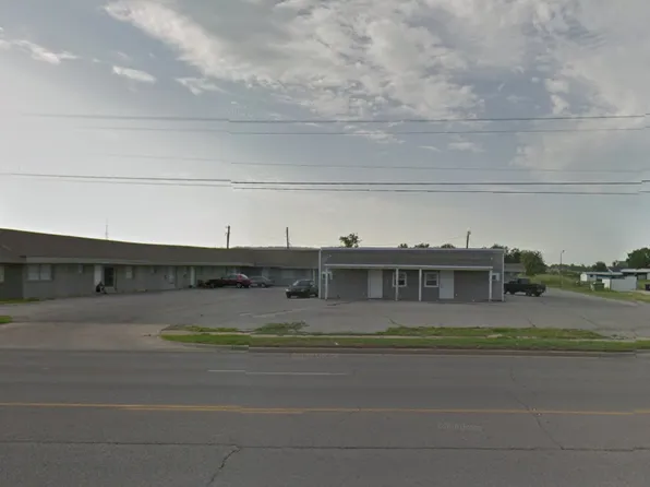 1402 W Rogers Blvd #4, Skiatook, OK 74070