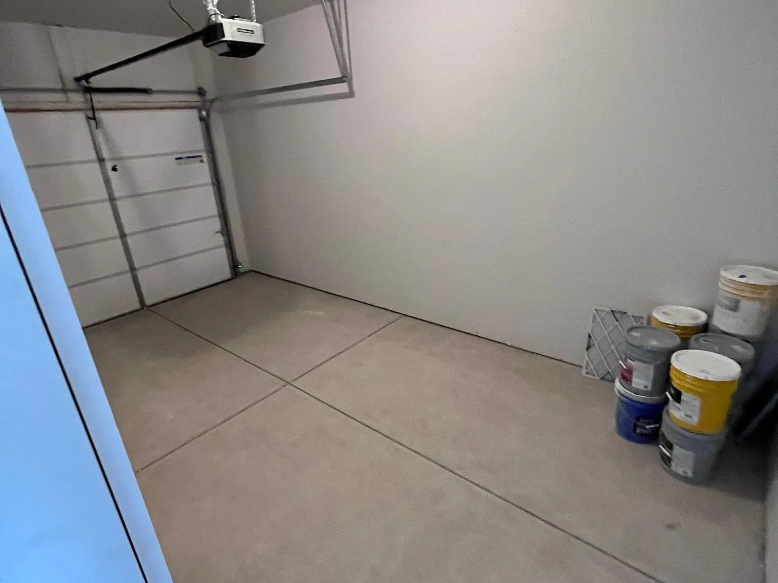 3 bed, 2.5 bath, 1500 sqft, $1,975 — Photo 3