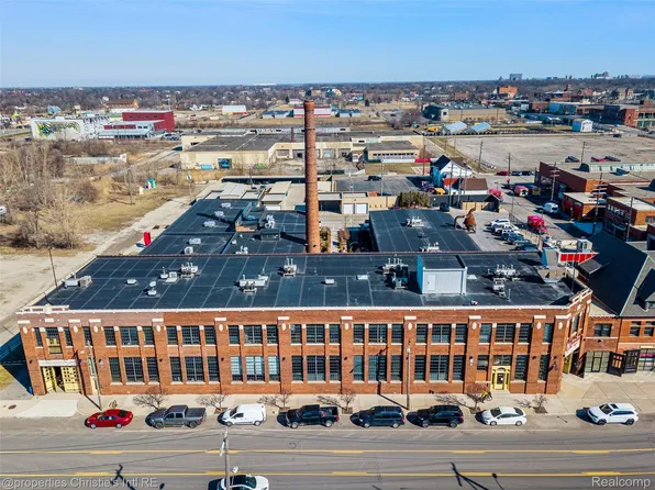 3434 Russell St #27-207, Detroit, MI 48207