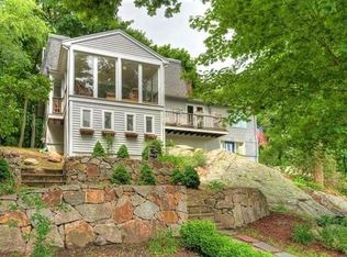 25 Hart St, Beverly, MA 01915