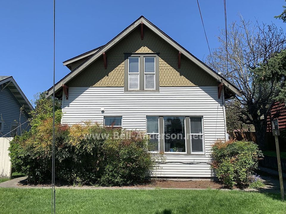 1st image of 801 8th St NE APT 3
