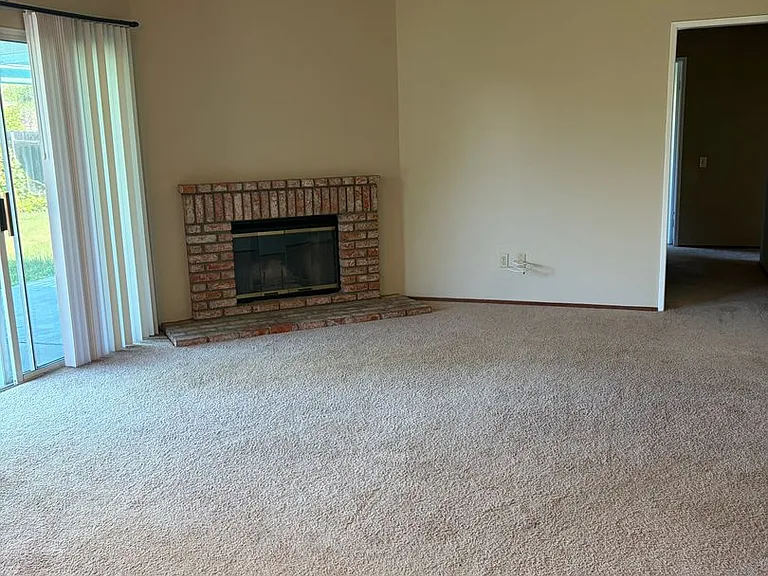 757 Sunningdale Dr — Photo 5