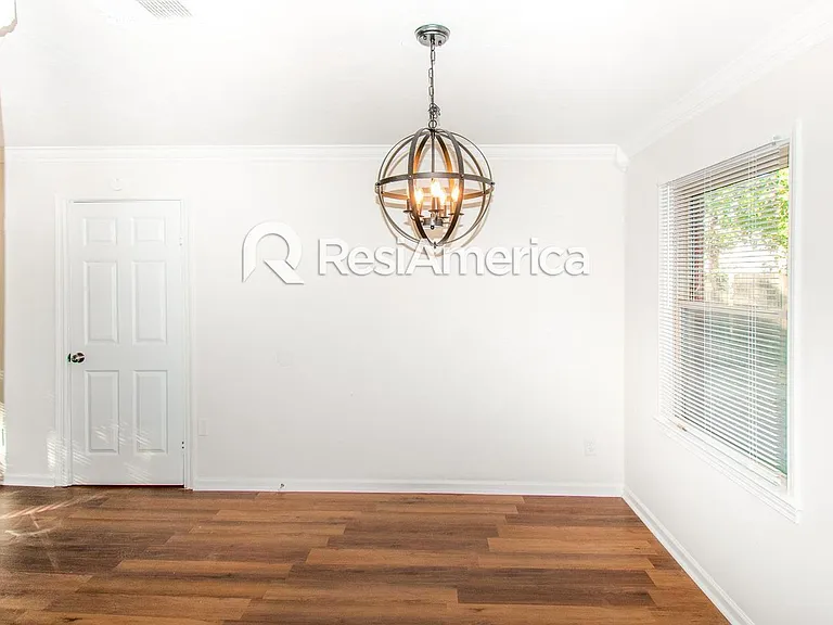 3820 Bishops Bridge Rd — Photo 3
