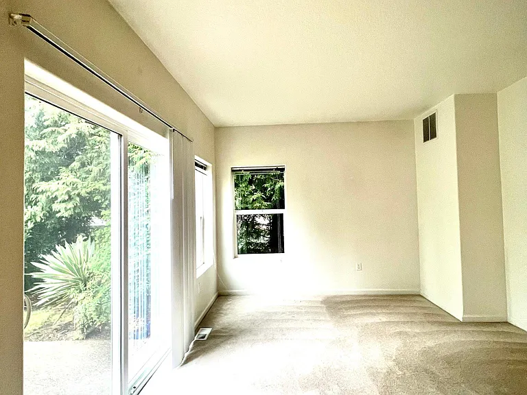 14741 SW Beard Rd #104 — Photo 5